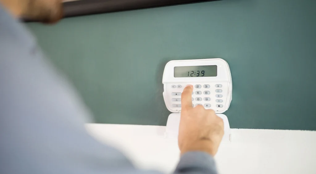 Monitored vs Self-Monitored Alarm Systems.